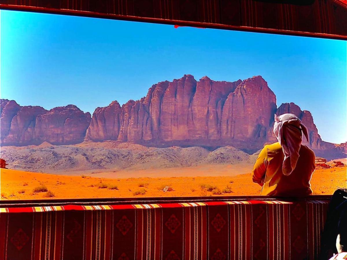 瓦迪拉姆 Bedouin Host Camp& With Tour酒店 外观 照片