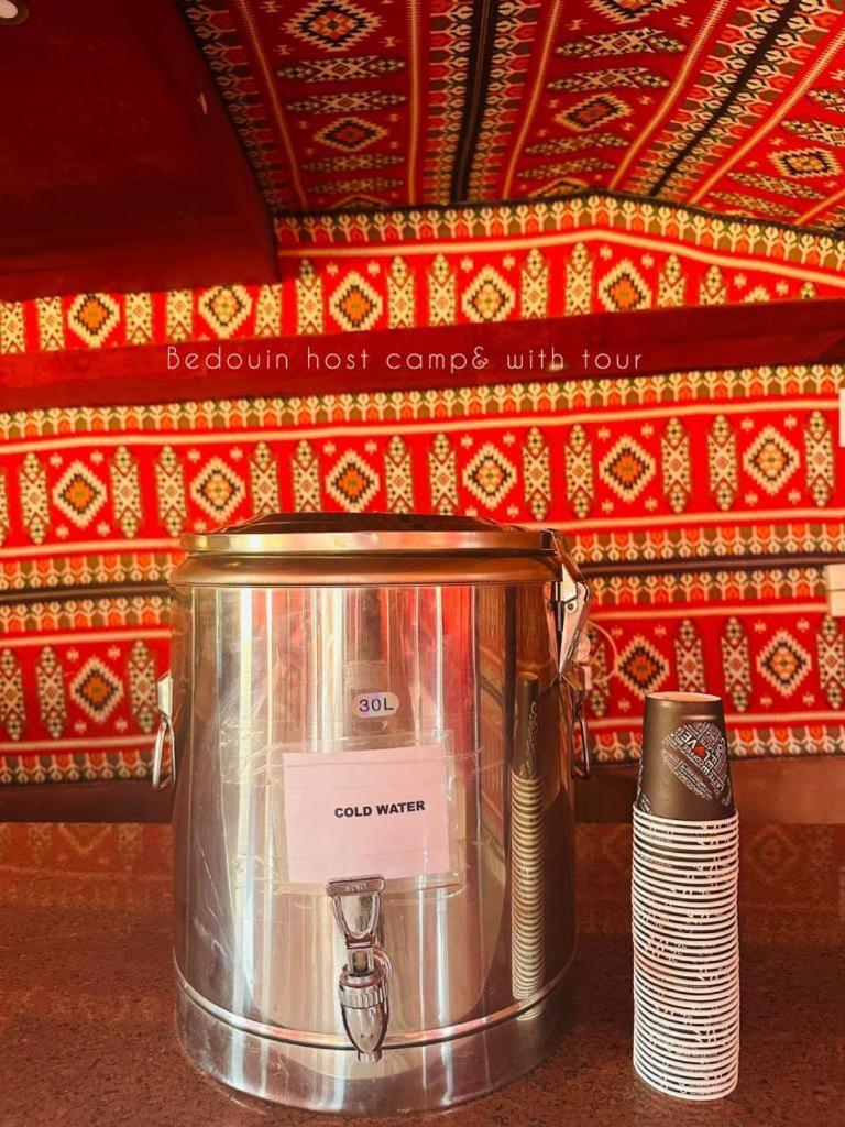 瓦迪拉姆 Bedouin Host Camp& With Tour酒店 外观 照片